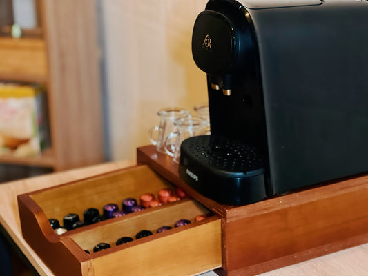 ✨ Élégance et simplicité : l’organisateur café en bambou ☕🌱 pour des pauses inoubliables à la maison ou au bureau